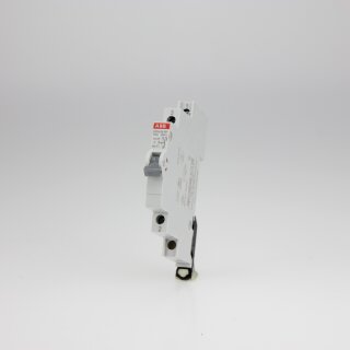 ABB E214-16-101 Gruppenschalter 16A 1x I-0-II 250VAC